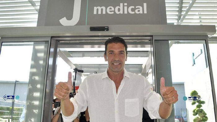 Tak Ada yang Menduga Buffon Kembali ke Juventus