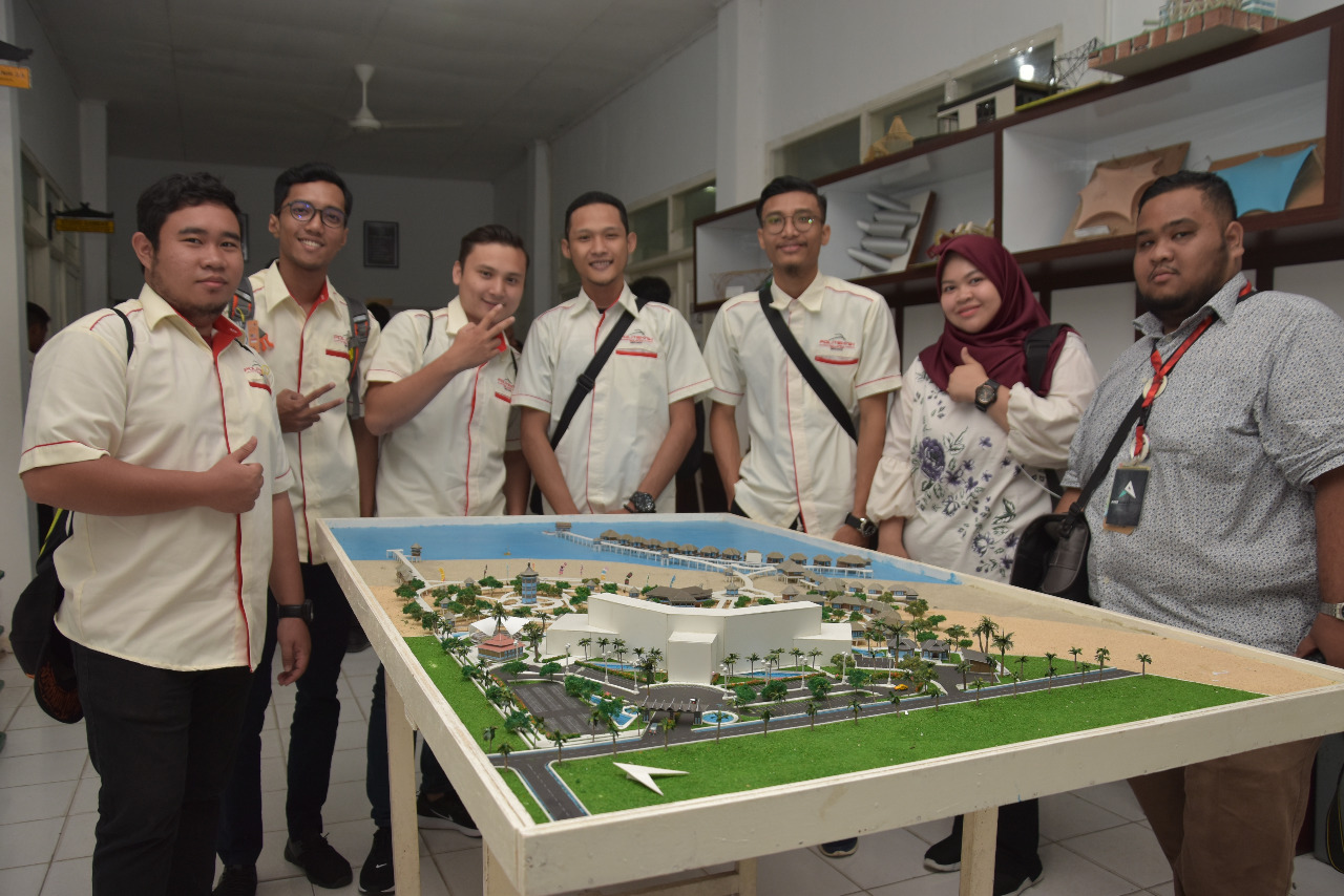 33 Mahasiswa Politeknik Merlimau Malaka Stuban Ke Prodi Arsitektur Unilak