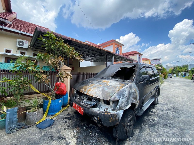 Motif Dendam Jadi Alasan Pelaku Bakar Mobil Dinas Kepala Keamanan Lapas Pekanbaru