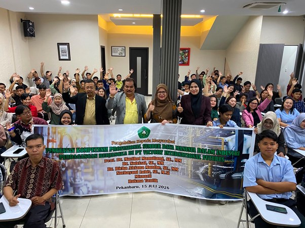 Dosen Pascasarjana Unilak Gelar Pengabdian kepada Masyarakat di PT Victory International Futures