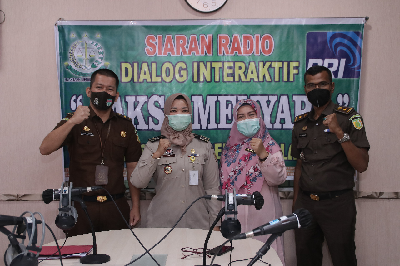Kejaksaan Negeri Pelalawan Dialog Interaktif di RRI Pekanbaru