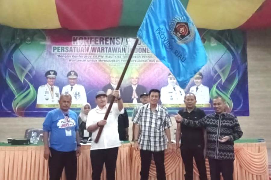 Terpilih Aklamasi, Bang Zom Kembali Pimpin PWI Riau
