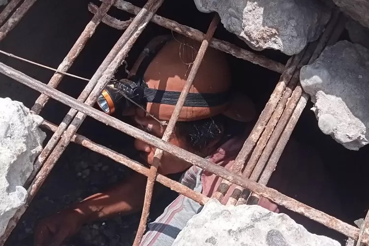 Klaim Bukan jadi Biang Kerusakan, PDAM Perbaiki Pipa di Jalan Paus