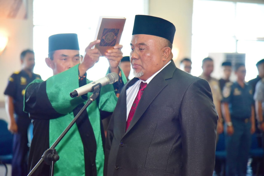 Kasmarni Lantik Abel Iqbal Sebagai Dirut Perumdam Tirta Terubuk Bengkalis