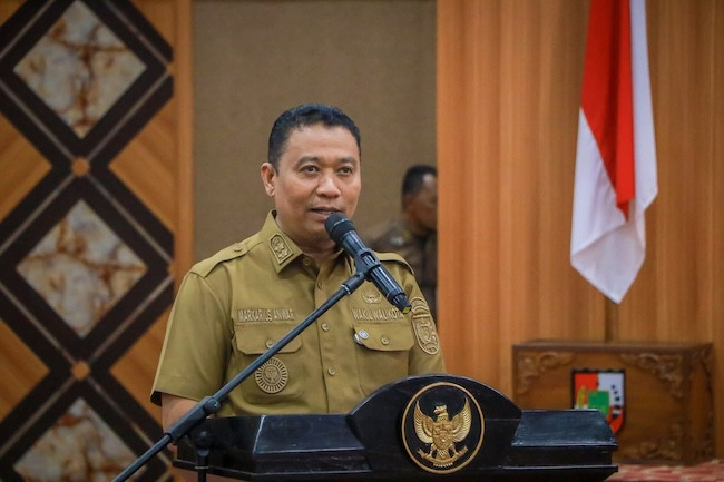 Pengangkutan Sampah Mandiri Biang Kerok Tumpukan Sampah di Pekanbaru
