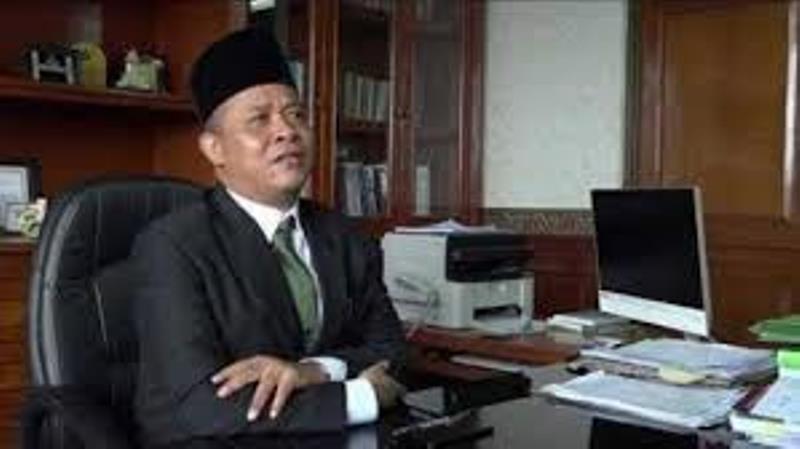 Ahmad Mujahidin Dicopot dari Jabatan Rektor UIN Suska Riau, Suyitno Penggantinya?