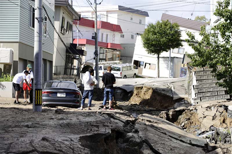 Gempa 6,6 SR Guncang Jepang, Satu Tewas Puluhan Hilang