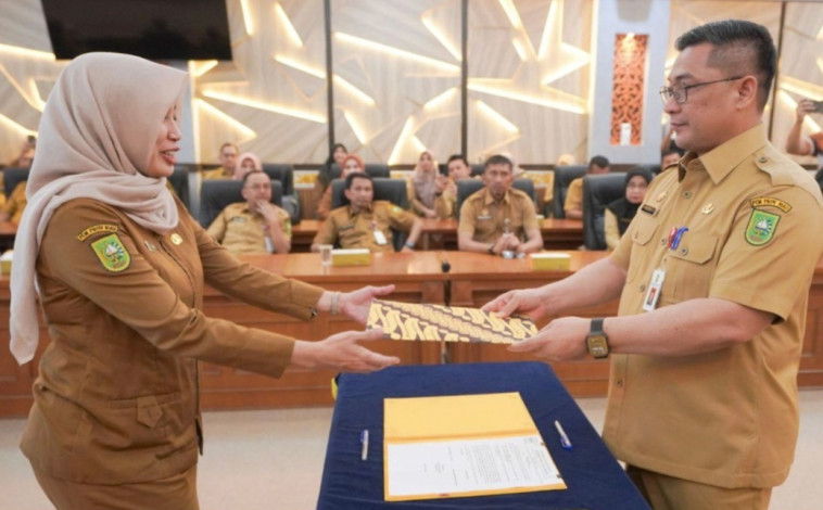 Gubri Tunjuk 19 Plt Kepala OPD Pemprov Riau, Ini Daftarnya