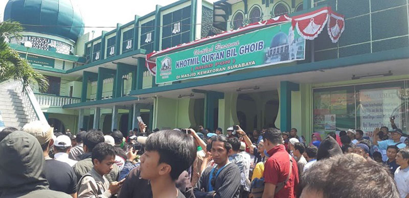 Banser dan Pro Deklarasi #2019GantiPresiden Ricuh di Masjid