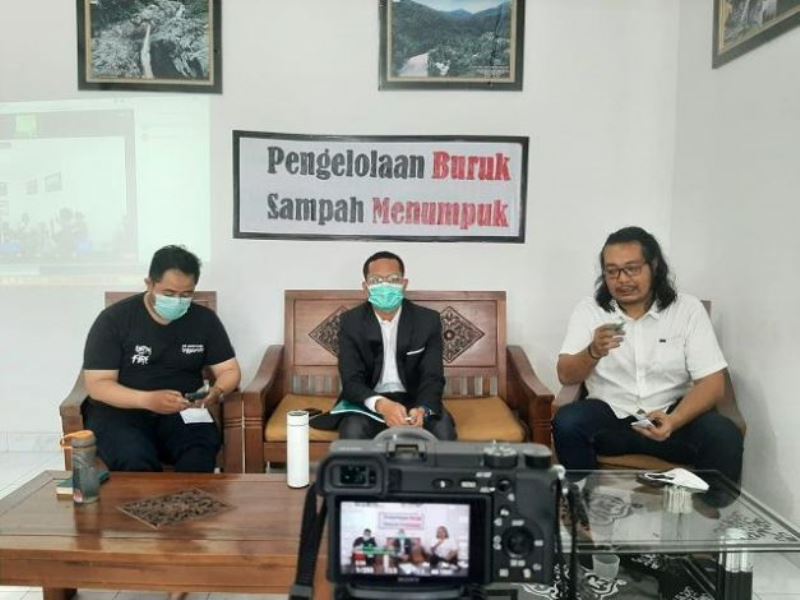Soal Sampah, Warga Pekanbaru Gugat Walikota, Kadis DLHK, hingga Ketua DPRD