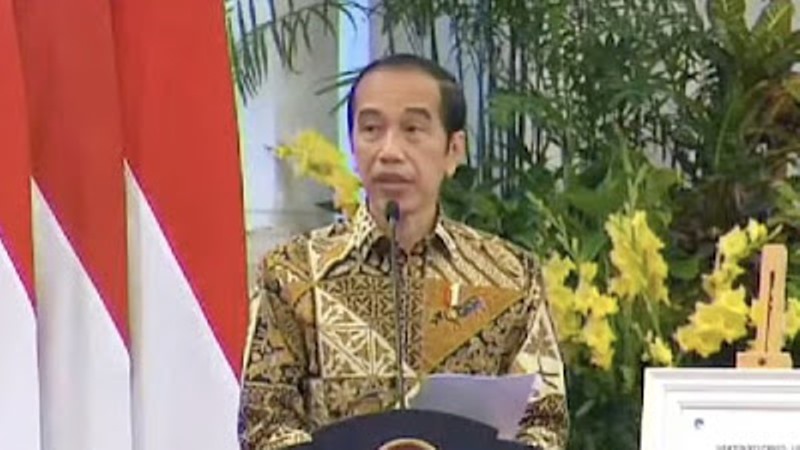Jokowi Cabut Lampiran Perpres 10/2021 Soal Miras!