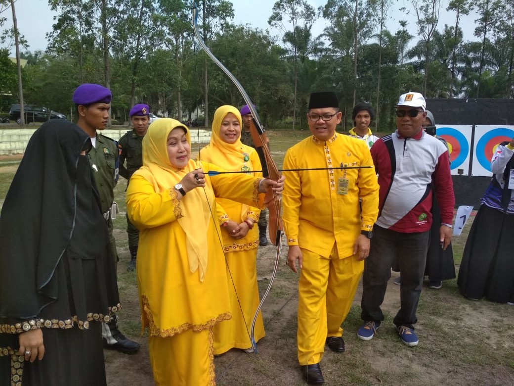 Rektor Unilak Buka Kejuaraan Archery se-Riau, Peserta Lebih dari 200 Orang