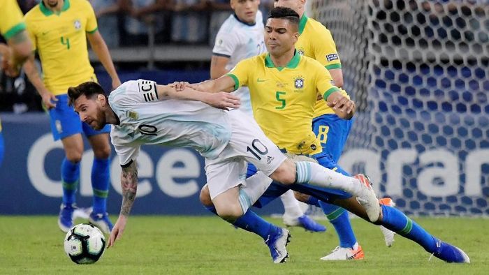 Casemiro Ungkap Rahasia Pertahanan Solid Brasil di Copa America 2019