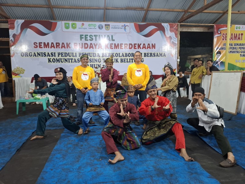 Gasing dan Silat Pengantin Jadi Pusat Perhatian Festival Budaya Kemerdekaan Merbau