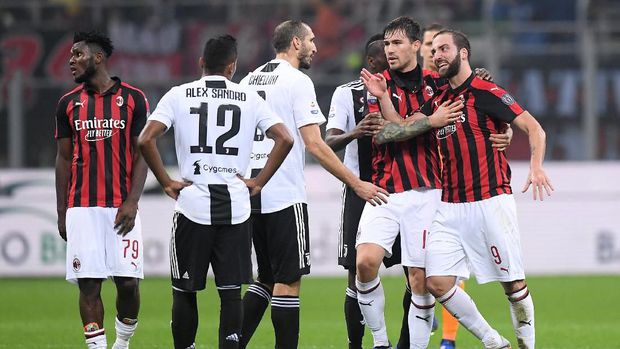 Higuain Soal Kartu Merah: Saya Bukan Robot