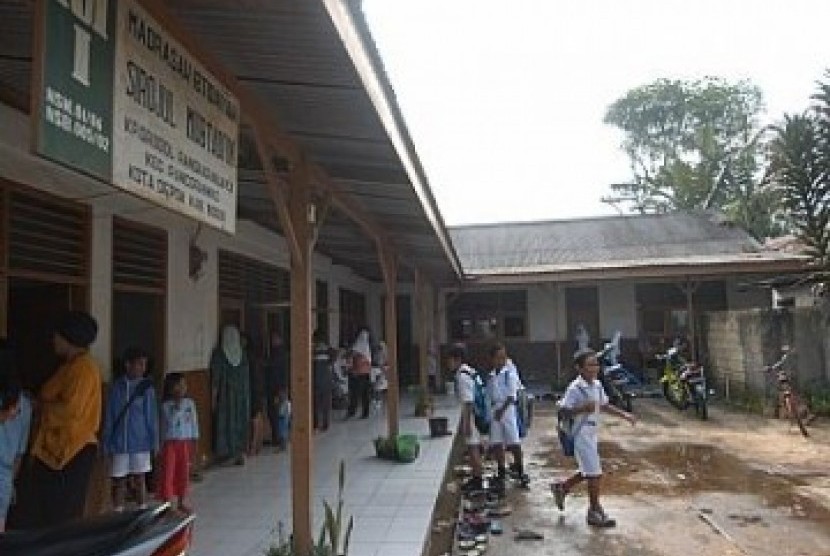 Peralihan Status 1.500 Madrasah Swasta Menjadi Negeri, baca beritanya