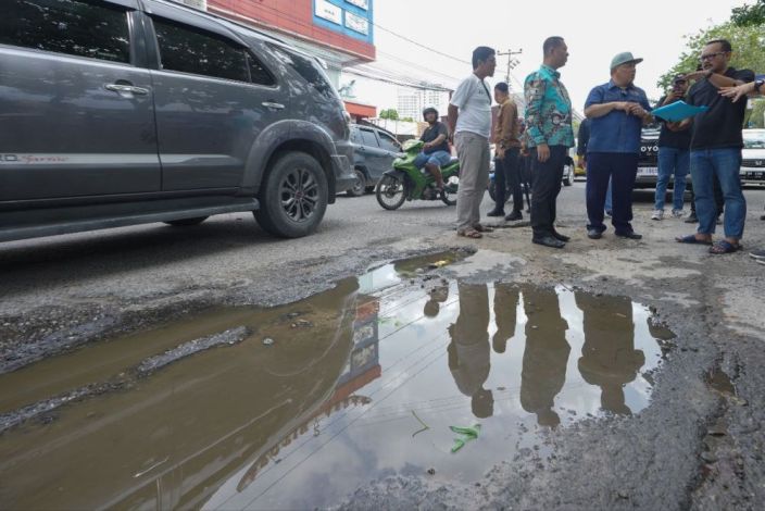 16 Ruas Jalan di Pekanbaru akan Dioverlay oleh Pemprov Riau