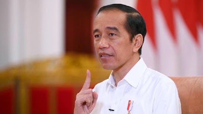 Jokowi Buka-bukaan Alasan Jadi yang Pertama Divaksinasi