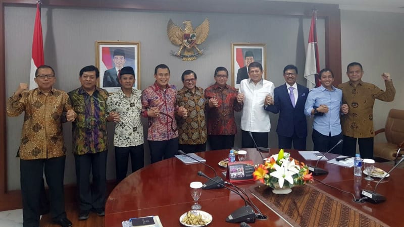 Sekjen Parpol Pendukung Jokowi Temui Seskab, Kecuali PAN