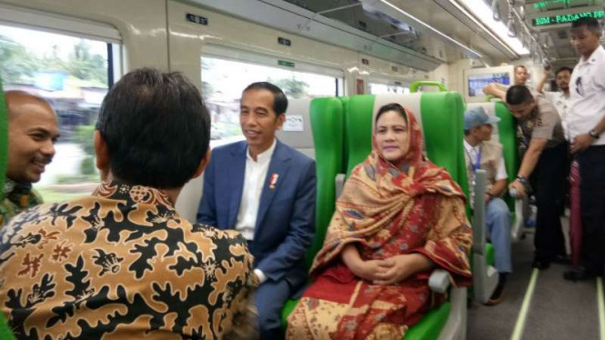 Jokowi: Kereta Bandara di Padang Lebih Murah dari Jakarta