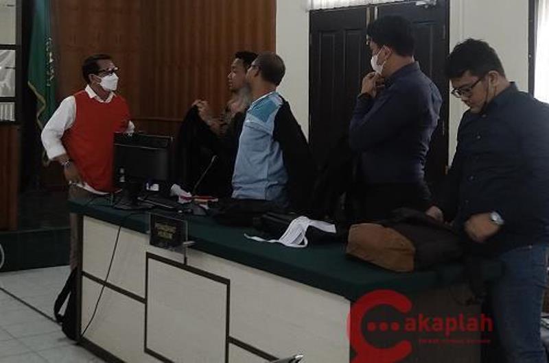 Cabuli Mahasiswi, Dekan FISIP Unri Nonaktif Dituntut 3 Tahun Penjara