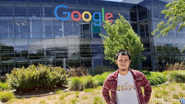 Pemuda Riau Hamdanil Rasyid sang Penakluk Google