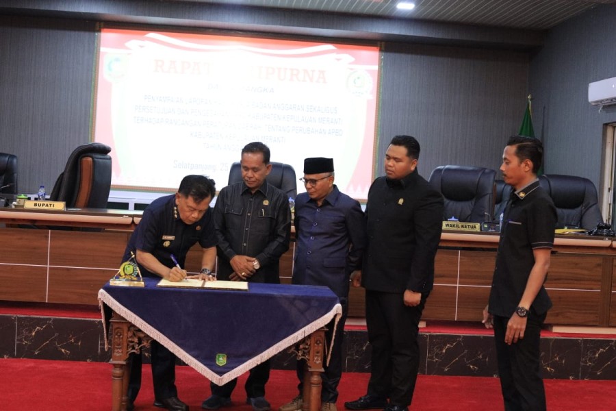 APBD-P 2025 Disahkan Rp 1,227 Triliun, Bupati Kepulauan Meranti Asmar