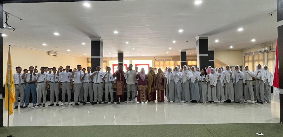 Tingkatkan Jiwa Kepemimpinan Generasi Muda, SMA N 16 Pekanbaru LDK di Unilak