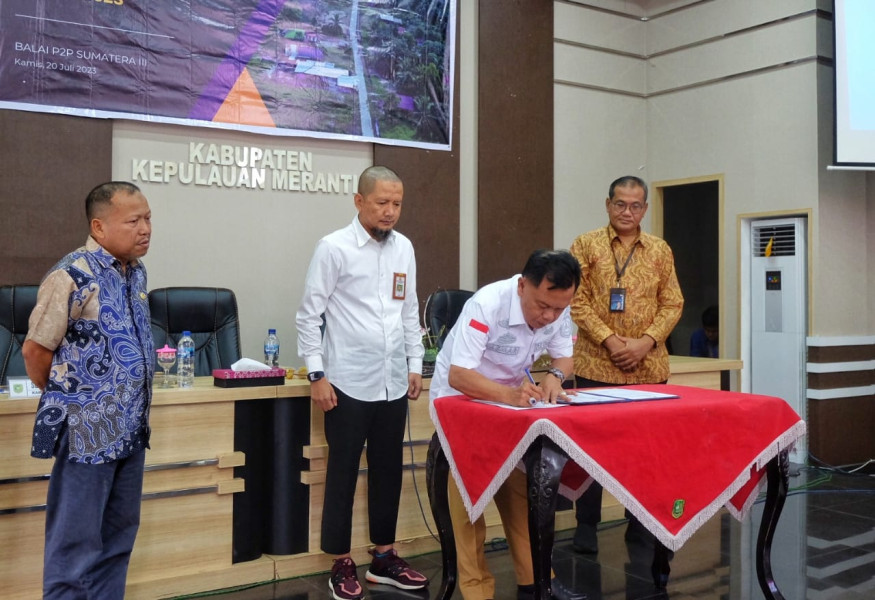 Plt Bupati Asmar Buka Rapat Penanganan Kemiskinan Ekstrem dan Stunting
