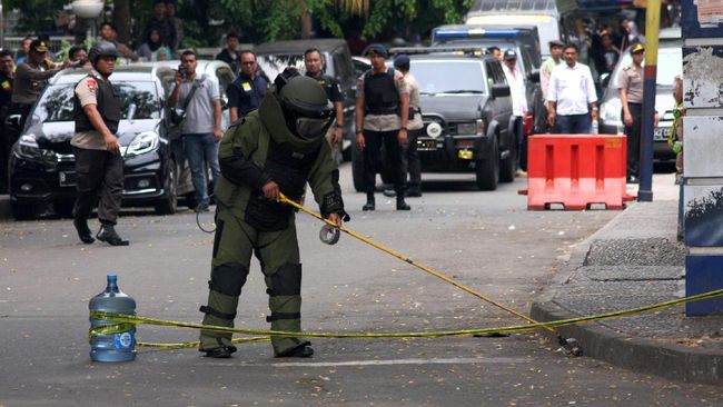 Pemulung Temukan 5 Bom, Polresta Cirebon Perketat Keamanan
