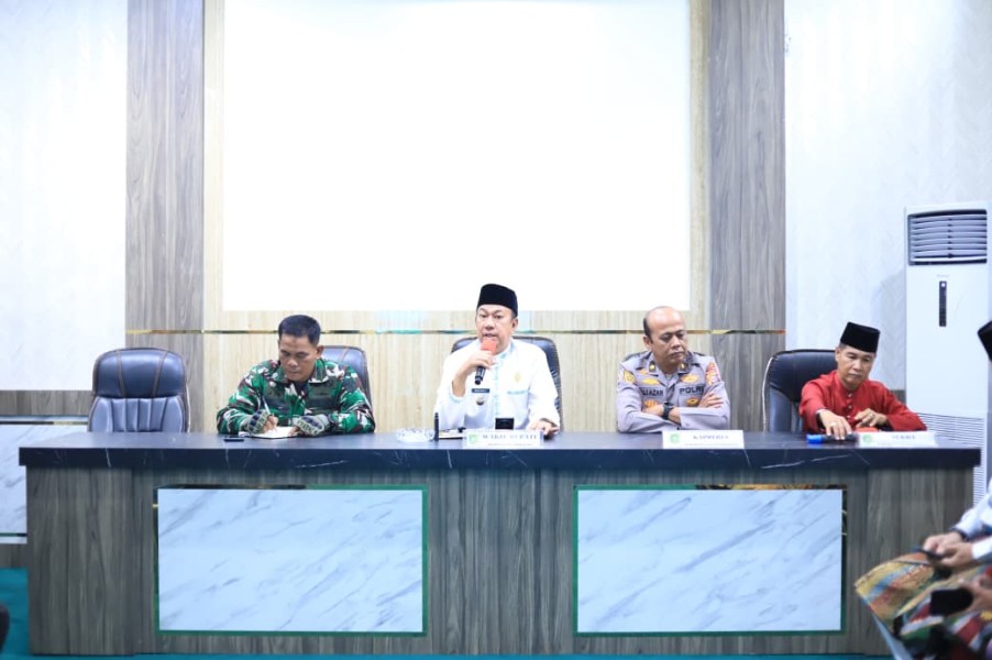 Respon Taklimat Presiden RI, Wajibkan Seluruh Instansi Bersih-Bersih Kantor 30 Menit Sebelum Kerja