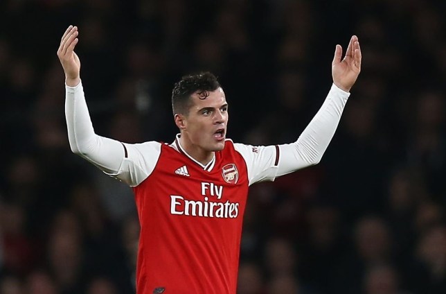 Lawan Cemoohan Fans, Masih Pantaskah Xhaka Jadi Kapten Arsenal?