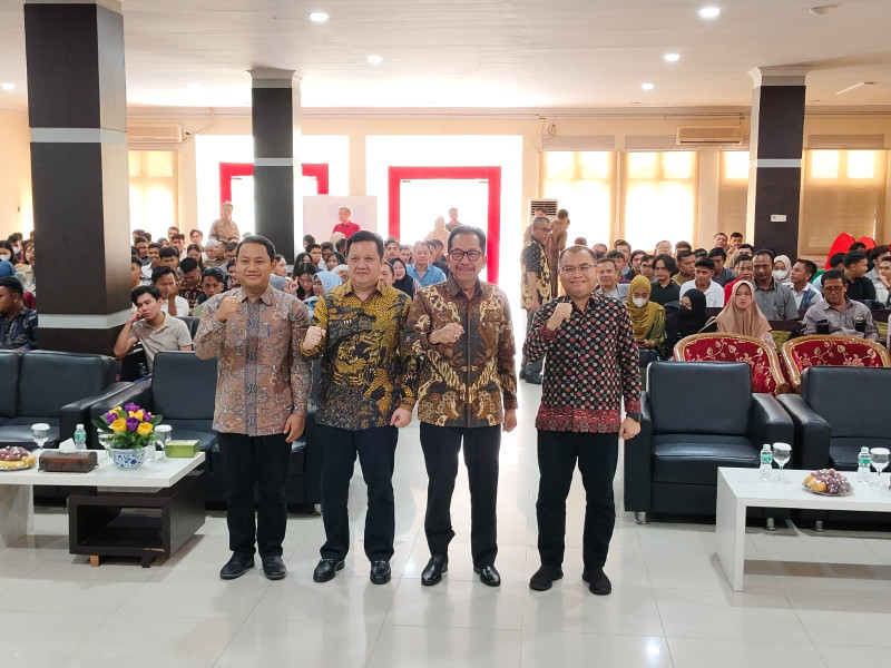 Kejati Riau Narasumber Kuliah Umum Fakultas Hukum Unilak