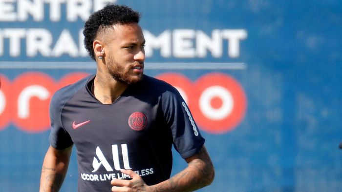Neymar Tersentuh dengan Panggilan Pulang Kawan-kawannya di Barcelona