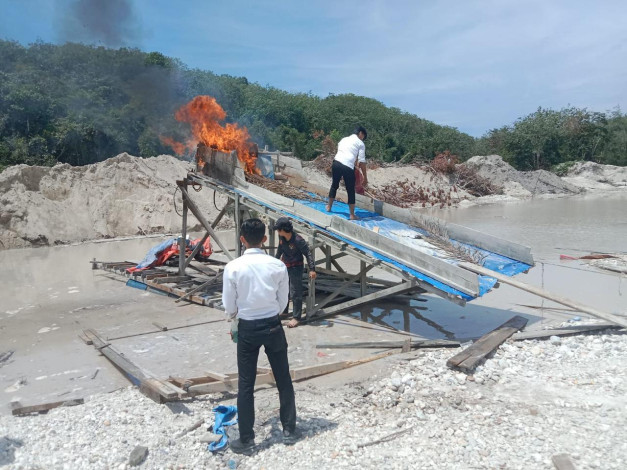 Kebun Karet Pemda Kuansing Luluhlantak Akibat PETI
