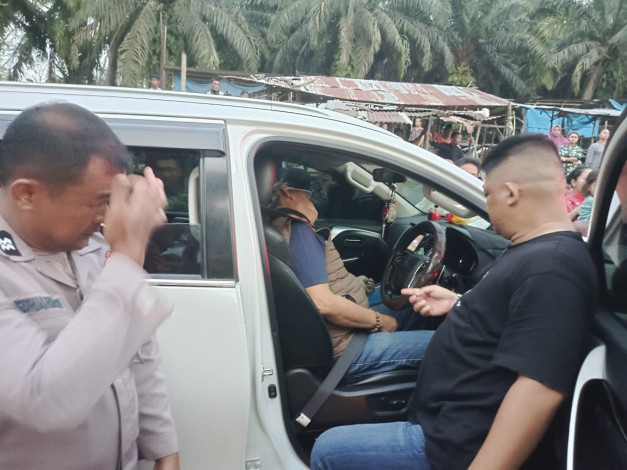 Ketua DPD PAN Inhil Ditemukan Meninggal Dalam Mobil di Jalan Lintas Timur Lirik