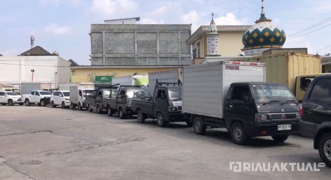Bukan Pengurangan Kuota, Pertamina Buka Suara Soal Pemicu Antrean Panjang Kendaraan di SPBU