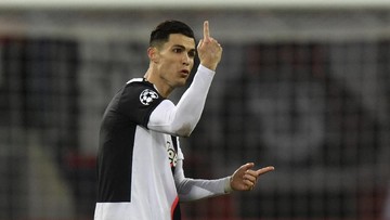 Uang Ronaldo dari Instagram Lebih Besar Dibanding di Juventus