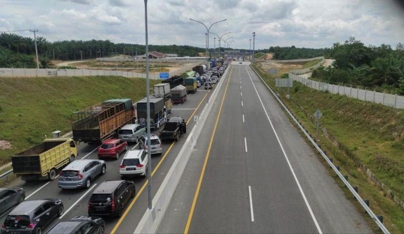 Gara-gara Pengendara Kurang Saldo E-Toll, Pengelola Tol Pekanbaru-Dumai Buat Gardu Khusus