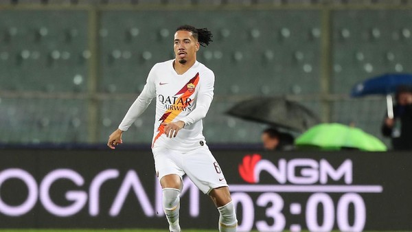 Duh Aduh... Chris Smalling