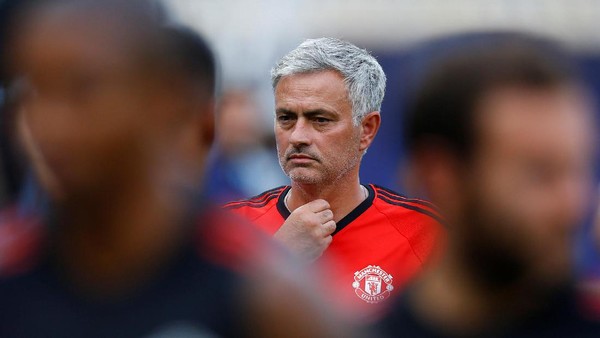 Saat Masih Latih MU, Mourinho Sudah Incar Harry Kane