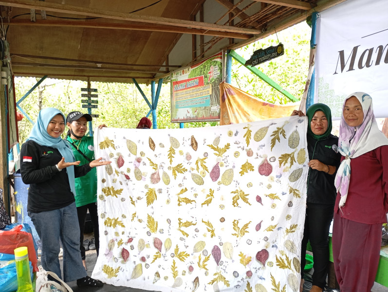 Kelompok Mangrove Merbau Gelar Latihan Bersama Eco Print Mangrove