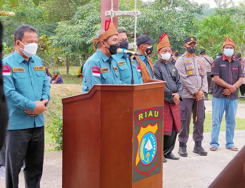 Forkopimda Riau Tinjau Pelaksanaan Vaksin Covid-19 di Rumah Adat Sakai