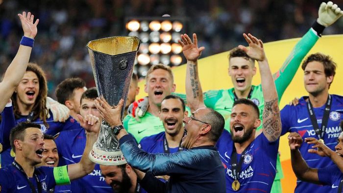 Sarri Sudah Hadirkan Trofi, Chelsea Mau Apa Lagi?