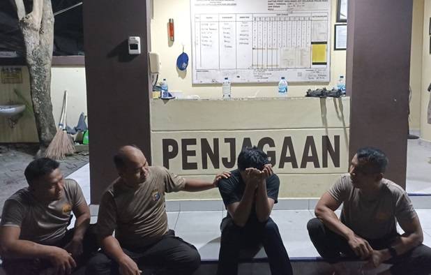 Polisi Gagalkan Upaya Bunuh Diri Remaja di Pekanbaru, Diduga Soal Asmara