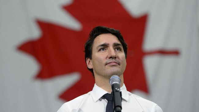 Dikarantina Corona, PM Kanada Justin Trudeau Beri Kabar