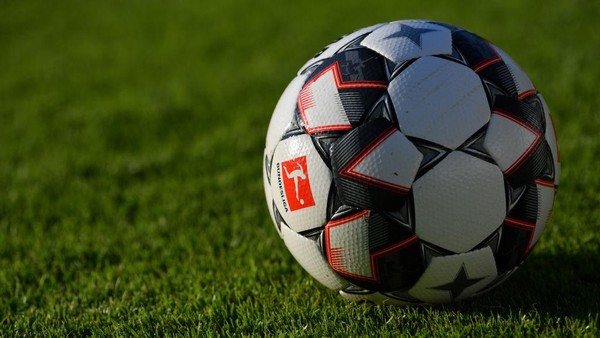 Ancaman Bundesliga Kena 'Kartu Merah'