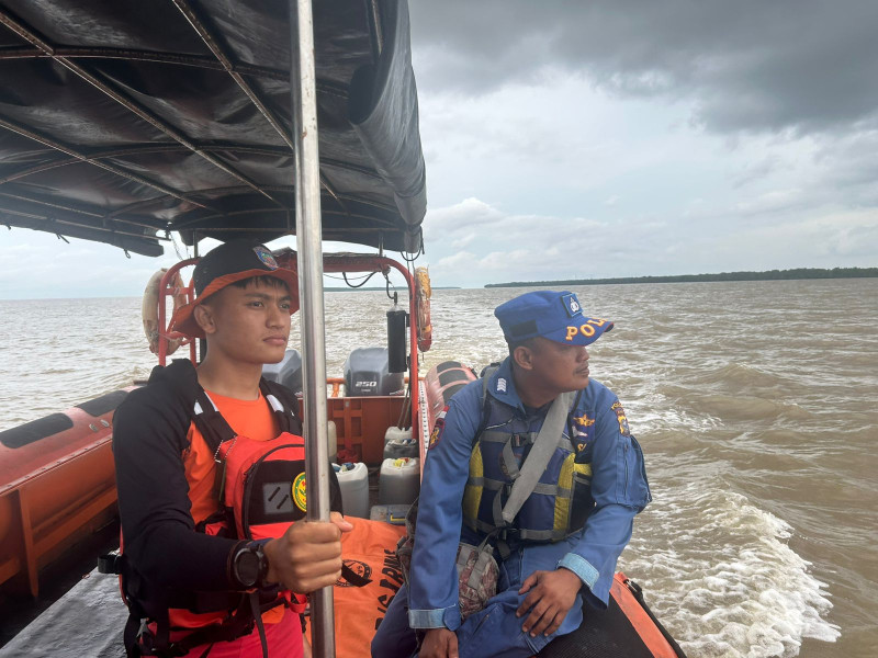 Menyelam Saat Memperbaiki Propeler Kapal, ABK Hilang di Perairan Pulau Burung Inhil