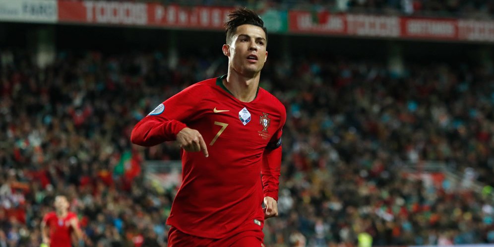 Melempem di Juventus, Ronaldo Tampil Garang dengan Portugal