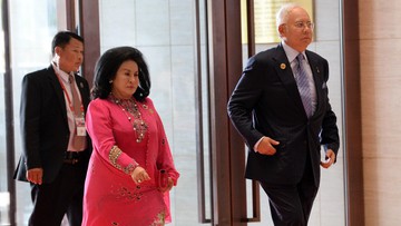 Najib Razak dan Istri Masuk Daftar Hitam Imigrasi Malaysia